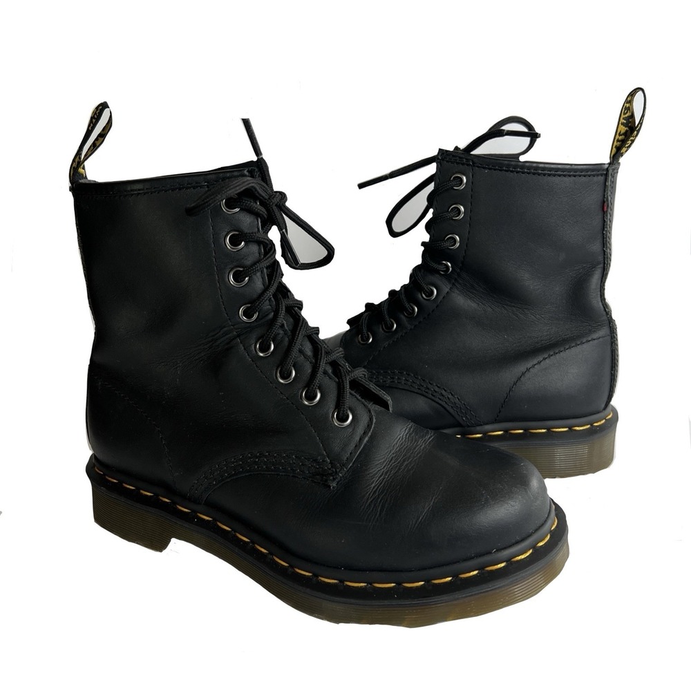 Dr. Martens 1460 Pascal Black Leather Round Toe Lace Up Ankle Boots 36 US 7‎